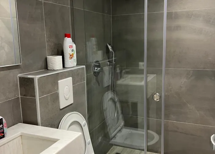 Apartmán - Myslym Shyri