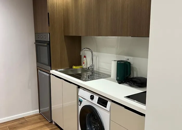 - Myslym Shyri Apartmán *